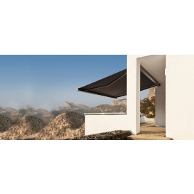 Retractable Awnings